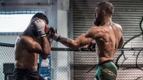 UFC 202二番战：康纳·麦格雷戈点数险胜内特·迪亚兹复仇
