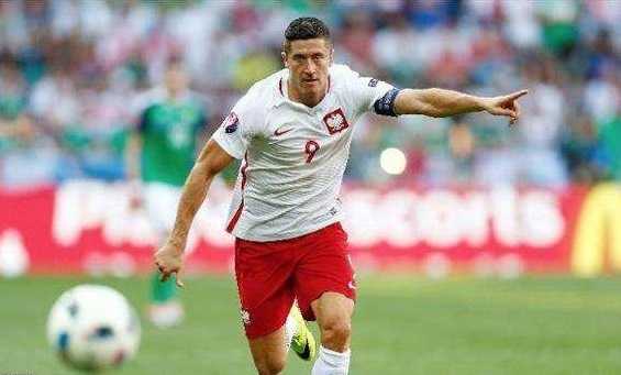 比甲争冠组开门红！根特3-1击退梅赫伦抢占先机