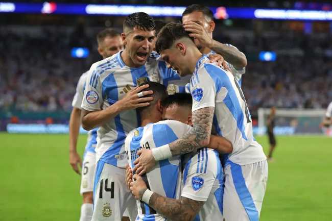 梅西封神夜：阿根廷4-0血洗美国挺进决赛